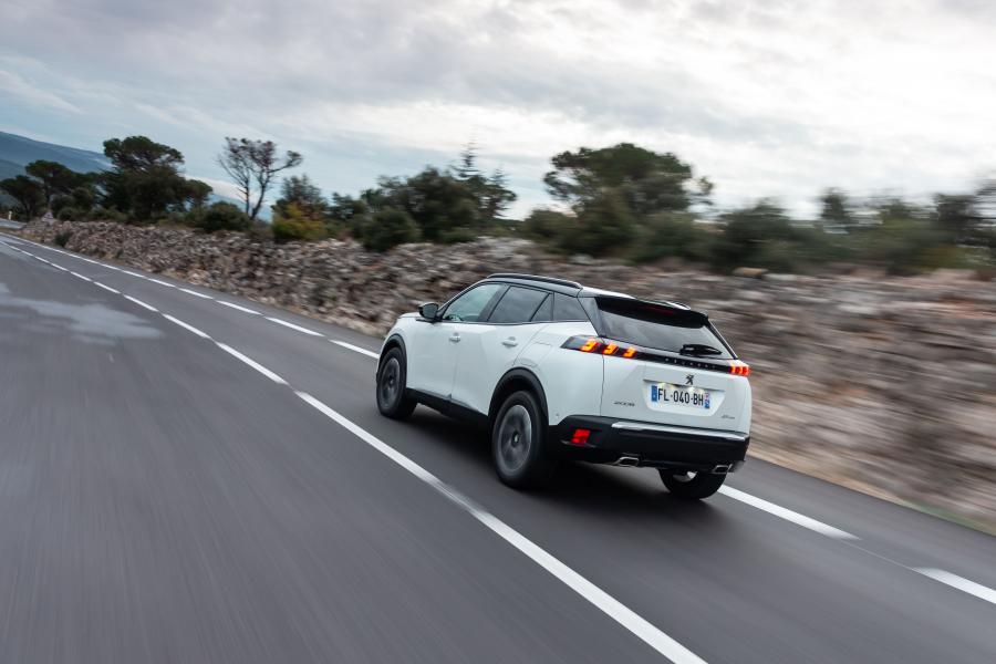  Peugeot e-2008 GT (Digital White) 2019 года  (WW) (фото 50 из 119)